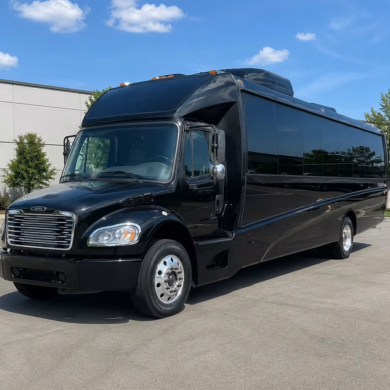 parker 18 passenger minibus rental