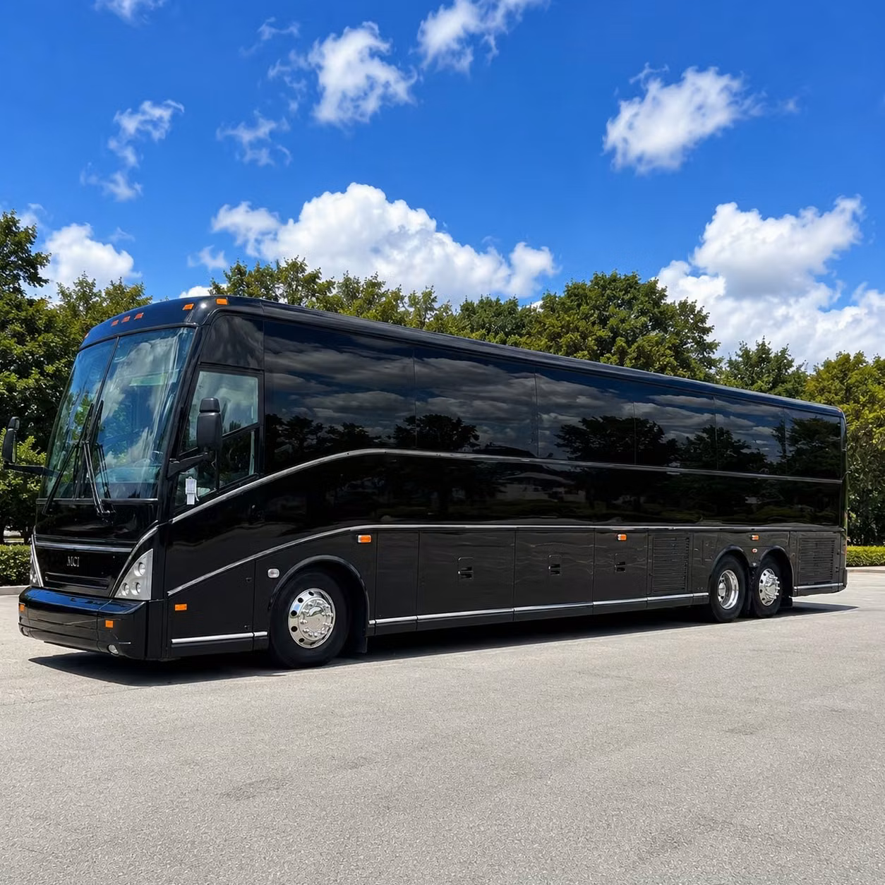 parker wedding shuttle bus rentals that keep your guests moving all day